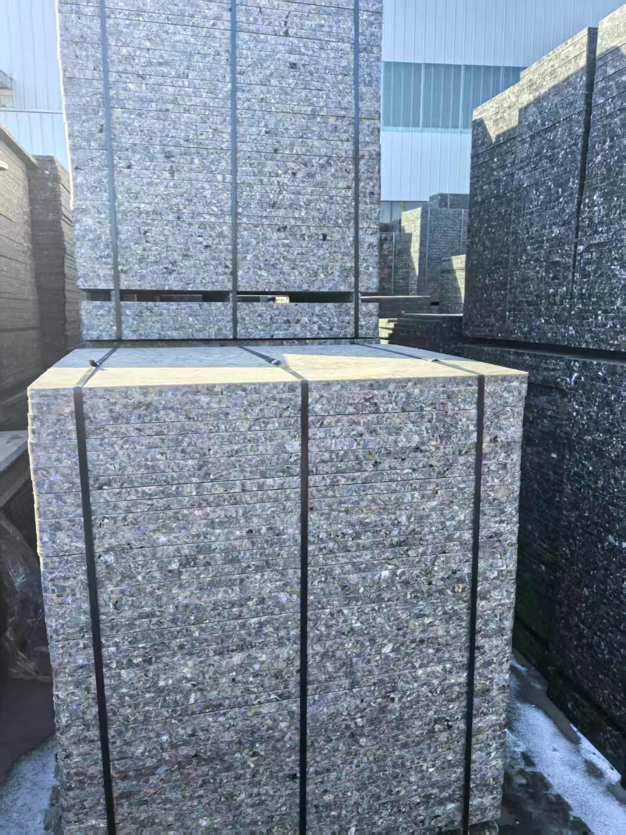 Прозрачное стекло